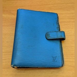 Authentic Louis Vuitton Epi Agenda Cover